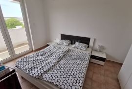 CRIKVENICA, JADRANOVO - Dvoetažan stan, 98m2 na atraktivnoj lokaciji u blizini mora, Crikvenica, Apartamento