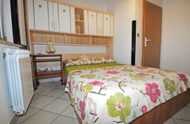 ISTRA, POREČ - Apartmanska kuća s pogledom na more, Poreč, Ev