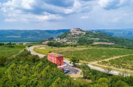 ISTRA, MOTOVUN - Kuća na jedinstvenom položaju i s jedinstvenom ponudom u Istri, Motovun, Casa