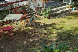 MALI LOŠINJ - Dva stana u neposrednoj blizini mora, Mali Lošinj, Apartamento