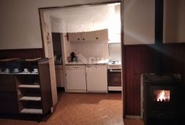 OPATIJA, MATULJI - 4S + DB - Kuća sa potencijalom 7 apartmana i flexibilnom cijenom!, Matulji, House