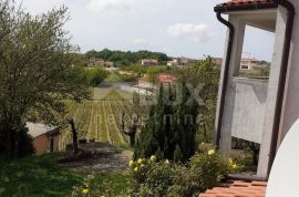 ISTRA, VIŽINADA - Apartmanska kuća s 5 apartmana, panoramski pogled, Vižinada, Дом