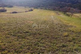 ISTRA, LABIN - Građevinsko zemljište od 556 m2, Kršan, Terreno