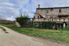 ISTRA, GROŽNJAN - Imanje na uzvisini, savršena lokacija, kompleks zemljišta, kamene kuće, panoramski pogledi sa svih strana - Rijetkost na tržištu!!, Grožnjan, Land