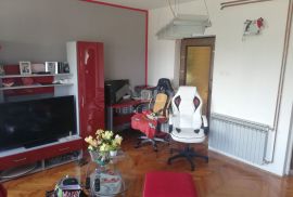 RIJEKA, TRSAT - 3S+DB stan 110 m2, mirna obiteljska lokacija s predivnim pogledom!, Rijeka, Apartamento