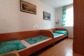 ISTRA, ROVINJ Apartmanska kuća na samo 40m od mora!, Rovinj, Famiglia