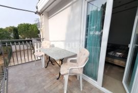 ISTRA, ROVINJ Apartmanska kuća na samo 40m od mora!, Rovinj, Famiglia