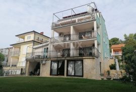 ISTRA, ROVINJ Apartmanska kuća na samo 40m od mora!, Rovinj, Kuća