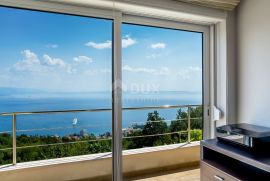 OPATIJA - BREGI - kuća / villa 200m2 sa pogledom na more + uređen okoliš 250m2, Matulji, Famiglia