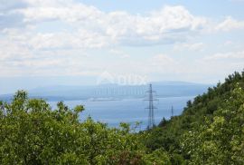 ŠKURINJE - TIBLJAŠI - građevinski teren 2200m2 sa pogledom na more za obiteljsku kuću / poslovno- stambenu ili stambenu zgradu – stanove, Rijeka, أرض