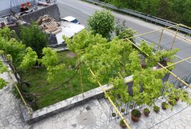 ŠKURINJE - TIBLJAŠI - kuća sa pogledom na more 200m2 + okoliš 300m2, Rijeka, Haus