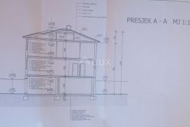 RUKAVAC - građevinski teren 6500m2 sa građ. dozvolom za objekat 600m2BRP za stambenu zgradu–stanove /apartmane /obiteljsku kuću / villu, Matulji, Γη