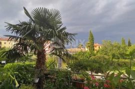 ISTRA- ROVINJ , trosoban stan s vrtom u blizini centra, Rovinj, Appartment