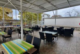 ISTRA, KRŠAN - Poslovni prostor - Restoran s uhodanim poslom 300,75m2, Kršan, Poslovni prostor