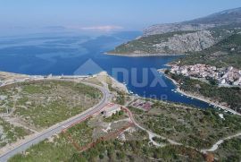 STINICA -kuća-zgrada 500m2 + teren 4285 m2 za apartmane / boutique hotel / hostel / motel / poslovno - apartmansku namjenu, Senj, Haus