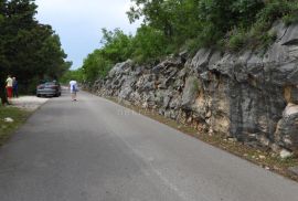 CRIKVENICA - KAČJAK - građevinski teren 4000m2 1. RED DO MORA za boutique hotel / hotel / stambenu zgradu – stanove / poslovno- stambenu zgradu / apartmane / kuću za iznajmljivanje sa bazenom, Crikvenica, Zemljište