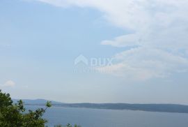 CRIKVENICA - KAČJAK - građevinski teren 4000m2 1. RED DO MORA za boutique hotel / hotel / stambenu zgradu – stanove / poslovno- stambenu zgradu / apartmane / kuću za iznajmljivanje sa bazenom, Crikvenica, Zemljište