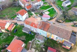 Višnjan, renovirana kamena kuća u idiličnom Istarskom zaseoku, Višnjan, Kuća