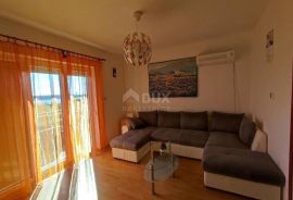 OTOK RAB, BARBAT - Kuća s 5 apartmana okružena prirodom, Rab, Дом