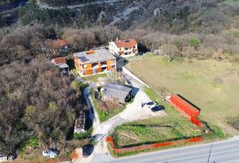 Labin, okolica grada, rohbau zgrada sa velikim zemljištem, Labin, House