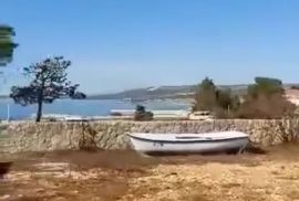 Otok Pag - 750m2, građevinsko zemljište samo 50m do mora, Pag, Terra