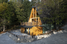 GORSKI KOTAR, RAVNA GORA - Moderna A-FRAME vila s bazenom, Ravna Gora, Casa