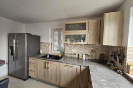 Malinska, apartman s otvorenim pogledom na more, Malinska-Dubašnica, Appartamento