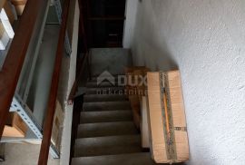 MATULJI - prodajno-proizvodni skladišni prostor 400m2 s 638m2 dvorišta, Matulji, Propriedade comercial