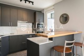 Pantovčak, Goljak luksuzan dvoetažan penthouse NKP 154 m2, Zagreb, Wohnung