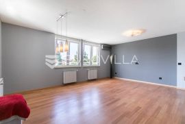 Pantovčak, Goljak luksuzan dvoetažan penthouse NKP 154 m2, Zagreb, Wohnung