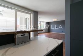 Pantovčak, Goljak luksuzan dvoetažan penthouse NKP 154 m2, Zagreb, Wohnung