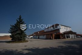 Poslovni kompleks u Sesvetama s 18.000 m2 zemljišta, Zagreb, Ticari emlak