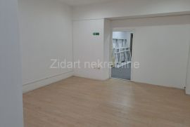 Poslovni prostor, Zemun, Pregrevica, 390m2, Zemun, Commercial property