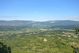 ISTRA, PIĆAN - 3 kuće u nizu za adaptaciju s vrtom, panoramski pogled, prilika!, Pićan, بيت