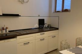 ISTRA ROVINJ Apartmanska kuća u starom gradu, Rovinj, House