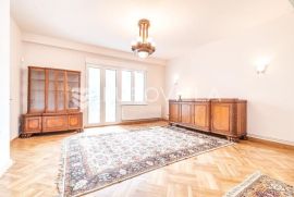 Zagreb, Šalata, odličan novo adaptiran četverosoban stan + garsonjera + 3PM, Zagreb, Wohnung