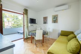 CRIKVENICA, SELCE - Dva apartmana na 2. katu, 150 metara od mora!, Crikvenica, Daire