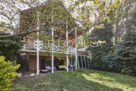 Zagreb, Šestinski Vrh, ambijentalna vila PRILIKA!, Zagreb, Maison