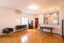 Gornje Prekrižje luksuzan četverosoban penthouse, Zagreb, Daire