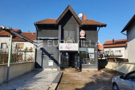 Sesvete stambeno poslovna kuća 290 m2 na zemljištu od 616 m2, Zagreb, Commercial property