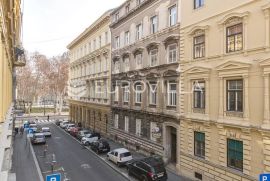 Centar, Zrinjevac peterosoban stan 229m2 na prvom katu, Zagreb, Kвартира