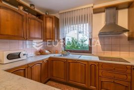 Zagreb, Maksimir prekrasna obiteljska kuća na zemljištu 1450m2, Zagreb, House