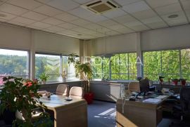 Centar poslovni prostor 482m2 + 10 PM, Zagreb, Commercial property