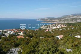 Crikvenica, Klenovica, veliko građevinsko zemljište površine 2508m2 s pogledom na more, Crikvenica, Tierra