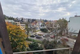 Zvijezda obiteljska vila 500m2 na zemljištu 900m2, Zagreb, Σπίτι