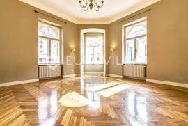 Petrinjska kraj Trga Bana Jelačića luksuzan stan 160m2, Zagreb, Appartment