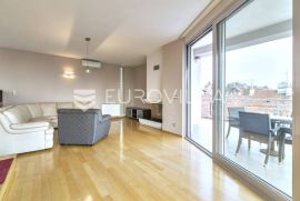 Vrhovec, prekrasan dvoetažan penthouse NKP 250 m2, Zagreb, Διαμέρισμα