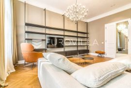 Gornji grad luksuzan četverosoban stan na 1 katu, Zagreb, Appartment