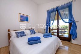 Poreč, Mugeba vila s apartmanima i bazenom, Poreč, Haus