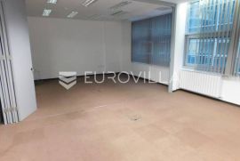 Radnička, poslovni (uredski) prostor 522 m2 za zakup, Zagreb, Propiedad comercial